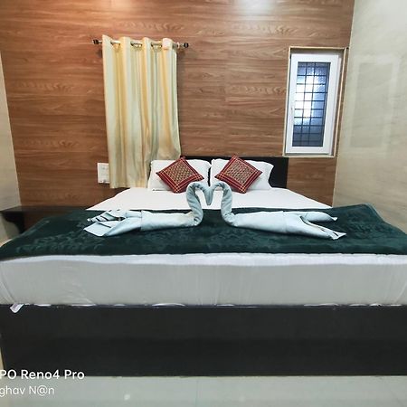 Kamala Sadana Lodge Mādhavaram Dış mekan fotoğraf
