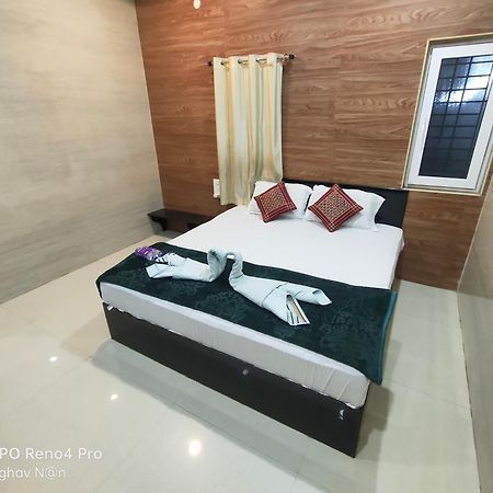 Kamala Sadana Lodge Mādhavaram Dış mekan fotoğraf